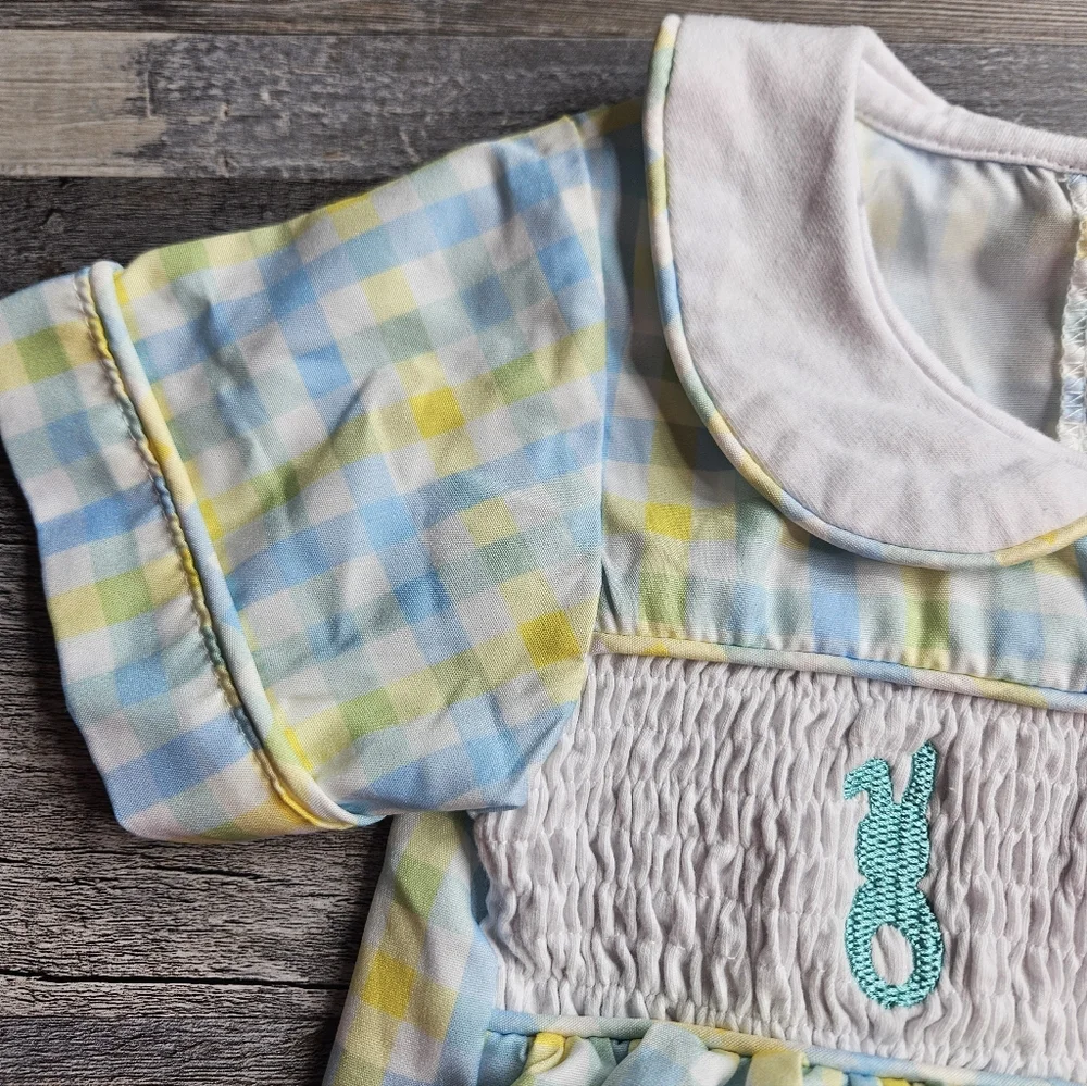 Baby Bubble 6-12 Months Green Yellow Plaid Peter Pan Collar Smocked Easter Bunny - Picture 6 of 7